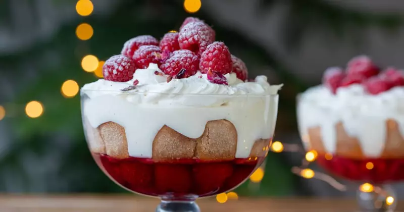 6-Step Berry Trifle Recipe: Your Perfect Aussie Christmas Dessert