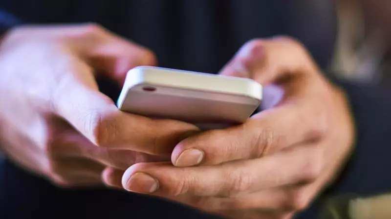 Cairns carpenter jailed for 11-hour stalking campaign