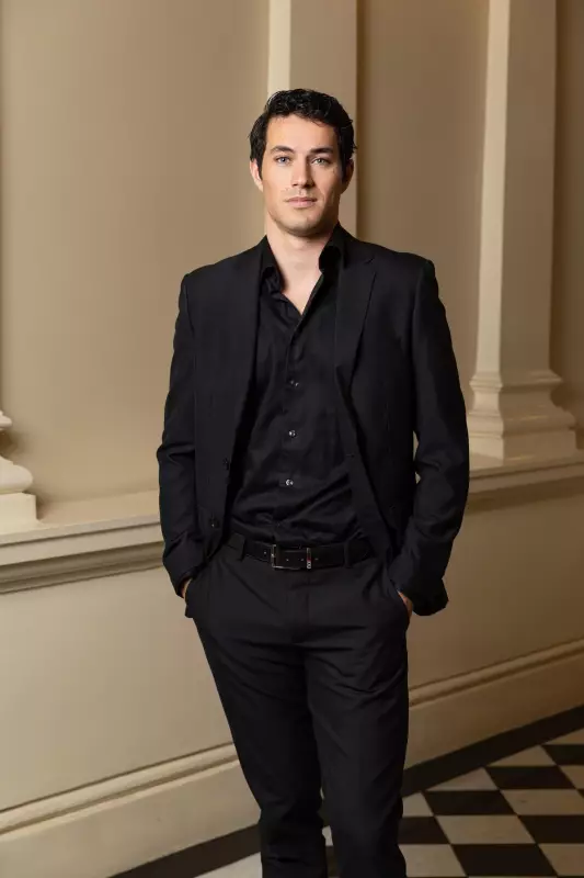 Cats 40th Anniversary Tour Hits Perth with Des Flanagan as Rum Tum Tugger