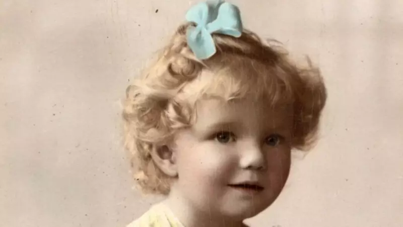 DNA Gift Unlocks 75-Year Family Secret, Revealing Dozens of Relatives