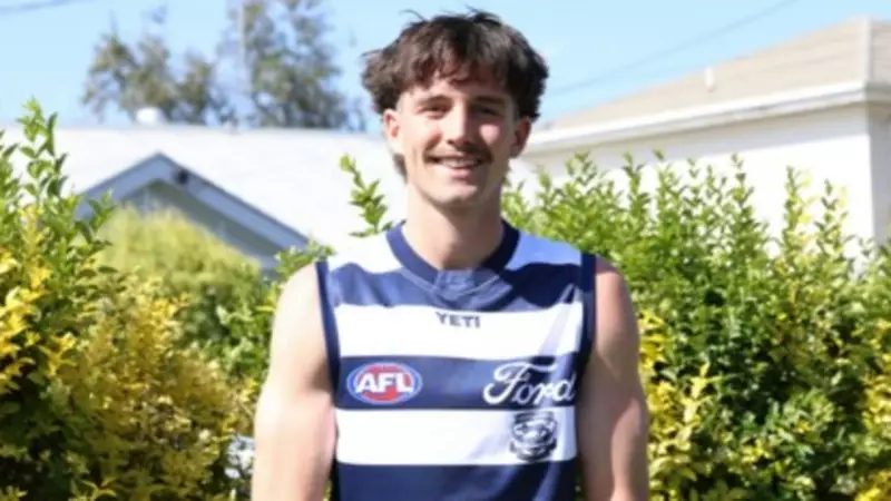 Geelong draftee Jesse Mellor surprises St Pat's primary school