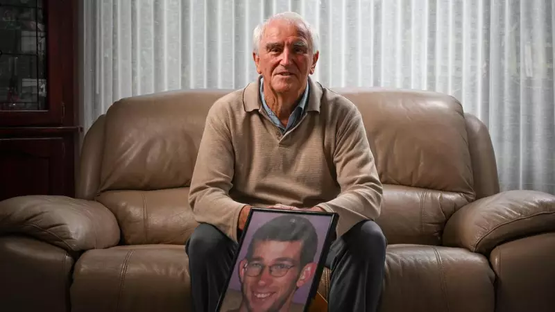 Geelong father Kevin James turns grief into support after son's suicide