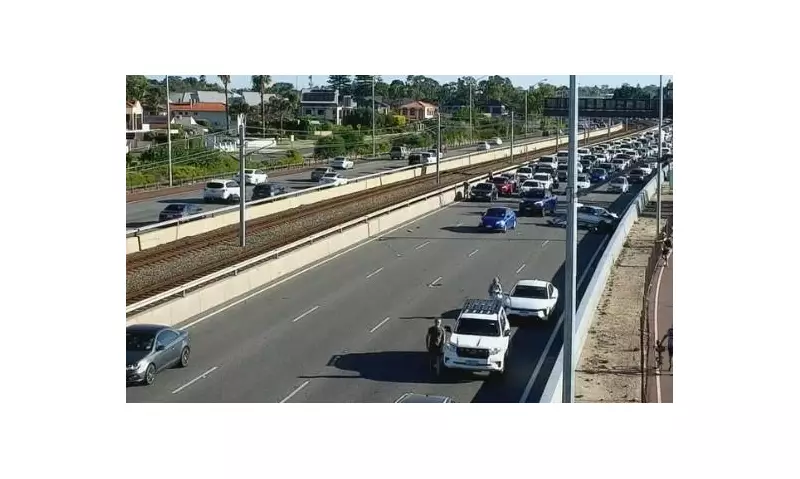 Kwinana Freeway Crash Blocks Lanes, Causes Perth Traffic Delays