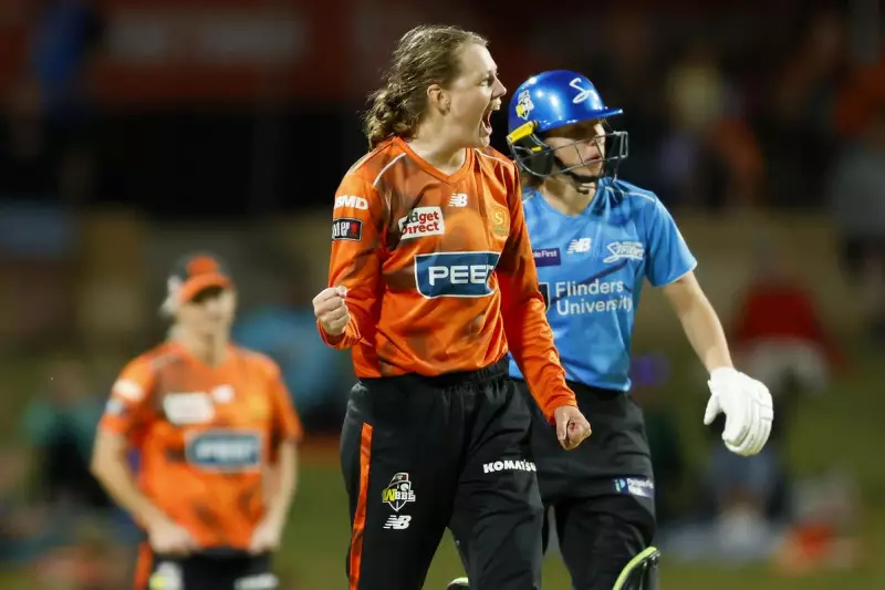 Perth Scorchers Clinch Thrilling WBBL Victory by One Run Against Adelaide