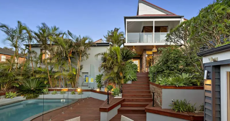 Stunning Bar Beach Home Blends City Sophistication with Coastal Living