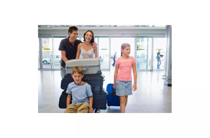 Top-Rated Travel Accessories for Your Summer Holiday in Australia