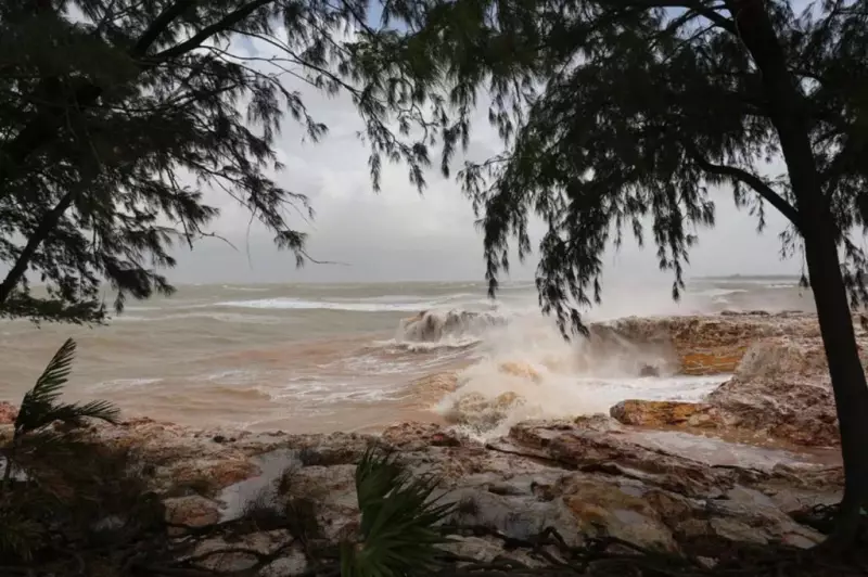 Tropical Cyclone Fina Threatens Darwin: Warnings Issued