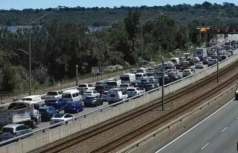 Vehicle Rollover Causes Major Delays on Perth's Kwinana Freeway