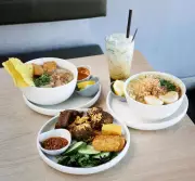Ria Ayam Penyet Review: Why This Victoria Park Indonesian Eatery Has Perth Foodies Queueing