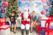 Santa Paws Boom: Perth Families Include Pets in Christmas Photos