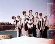 Split Enz Reunite for 2026 Australian Tour After 17-Year Hiatus