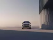 Volvo XC90 Ultra T8 PHEV Review: Luxury SUV with 87km Electric Range