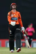 WBBL 2025: Perth Scorchers Crushed by Sydney Sixers in 10-Wicket Defeat