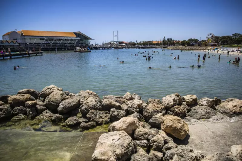 Four Men Rescued After Boat Capsizes Off Hillarys Near Rottnest