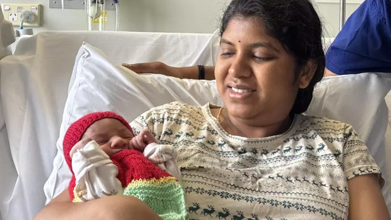 Geelong's Christmas: Beach Barbecues, Santa's Boat & Community Spirit