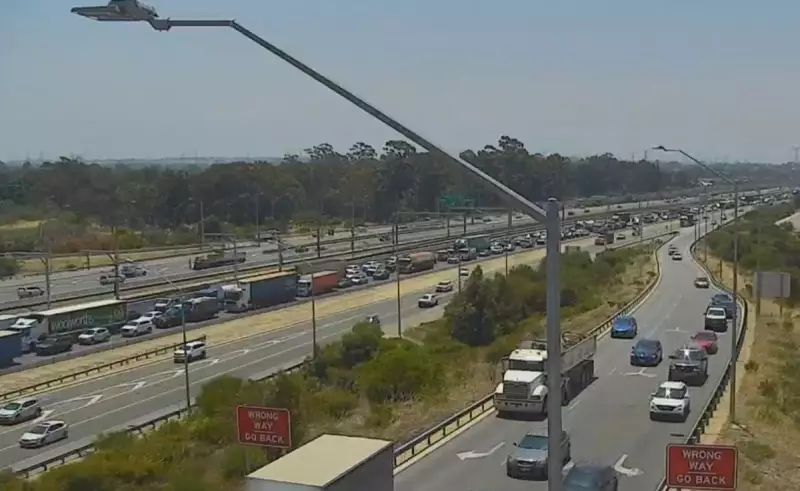Kwinana Freeway Crash Shuts Mandurah Train Line, Causes Major Commuter Chaos