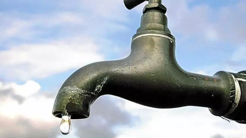 Mount Molloy's water crisis: Residents on bottled supply as taps run dry