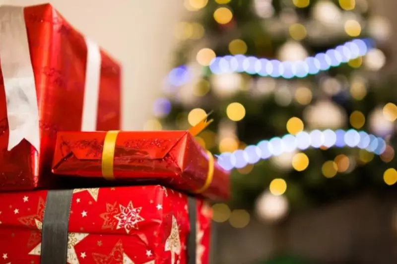 South Aussies Get $250 Christmas Top-Up to Ease Cost of Living