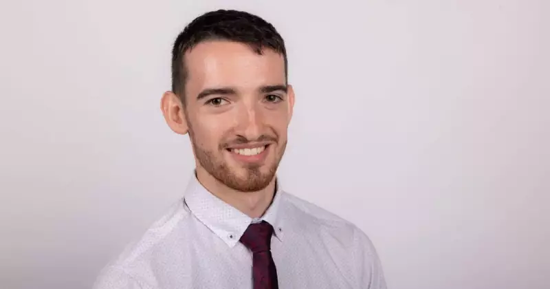 Digital Divide: How a Stranger's Support Transformed a Student's Future in Wollongong