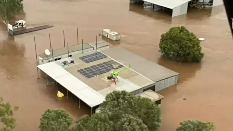 North Queensland Couple Rescued from Rooftop as Gilbert River Floods Farm