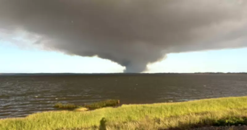 Oyster Cove Bushfire Threatens Port Stephens, Burns Nearly 100 Hectares