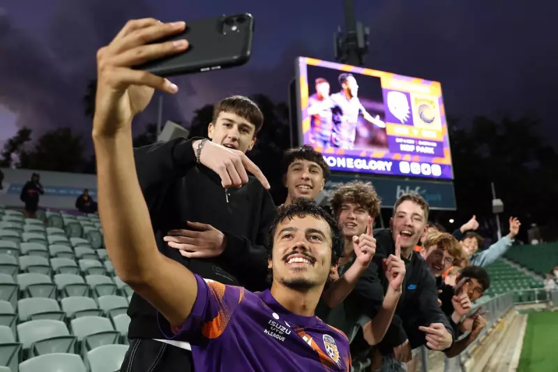 Perth Glory Re-Sign Fan Favourite Stefan Colakovski After ACL Recovery