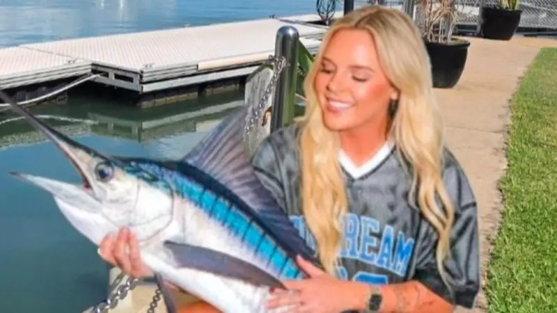 Tones and I Social Media Challenge Unites North Queensland Towns