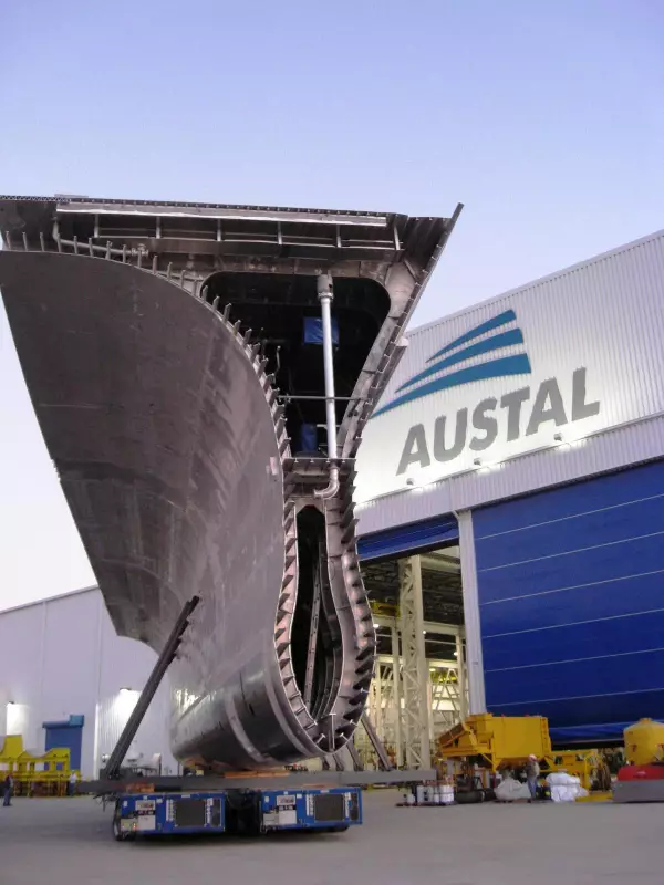 US Navy Admiral Praises Austal's Alabama Shipyard for Modular Submarine Work
