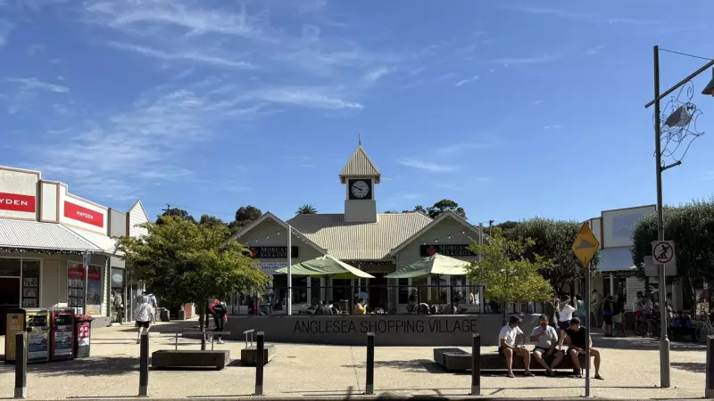 Woman hospitalised after two-car crash on Great Ocean Road at Anglesea