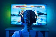 Curtin Study: Over 10 Hours Gaming Weekly Harms Diet, Sleep & Weight