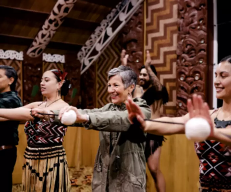 AAT Kings Offers Air Credit Up to $2200 for Small Group Tours in Australia and New Zealand