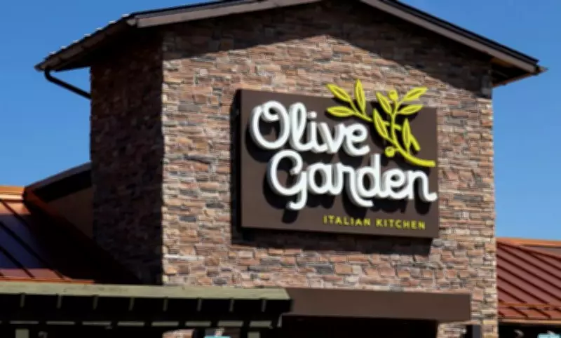 Chef Dies After Plunging Head into Deep Fryer at US Olive Garden Restaurant
