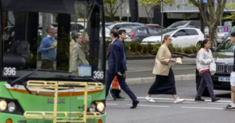 Federal Public Service Cuts Graduate Intake Amid Government Savings Drive