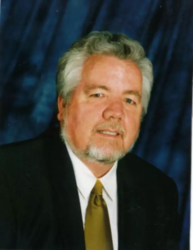 Former Joondalup and Wanneroo Councillor John Hollywood Remembered for Community Service