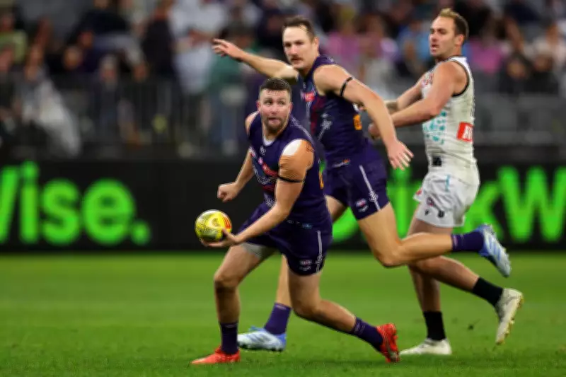 Fremantle Dockers Captain Alex Pearce Backs Luke Ryan for Adelaide Clash After Cox Injury