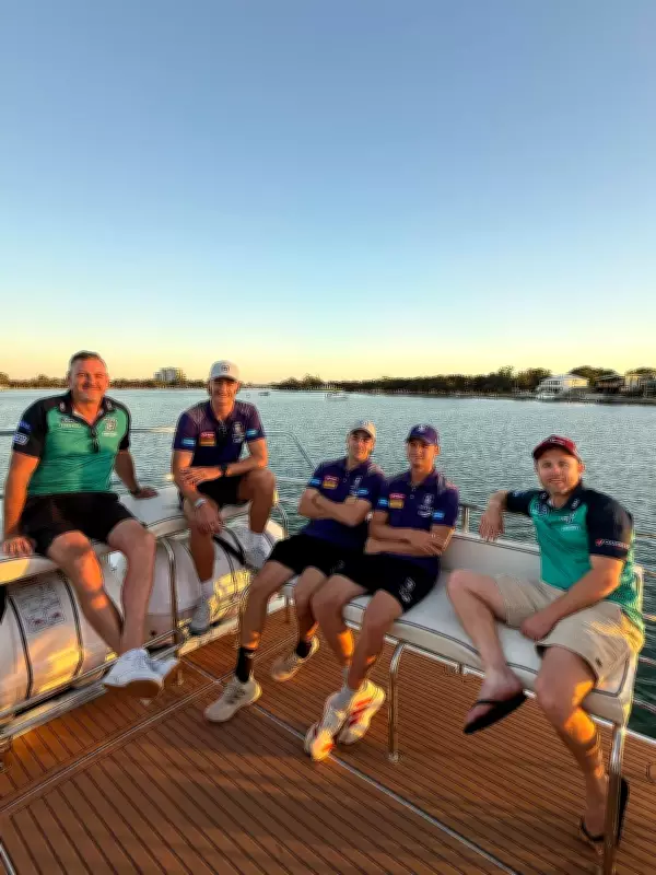 Fremantle Dockers Stars and Legends Explore Mandurah Before Pre-Season Clash