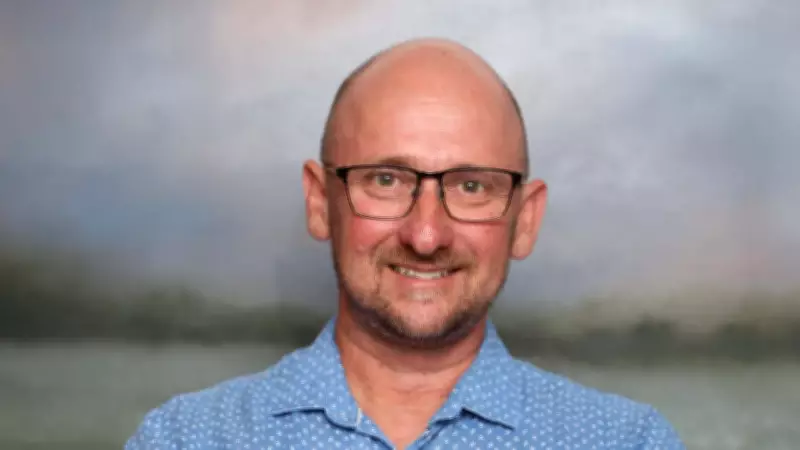 Geelong Artist Steve Singline Unveils Atmospheric Landscape Exhibition at Boom Gallery