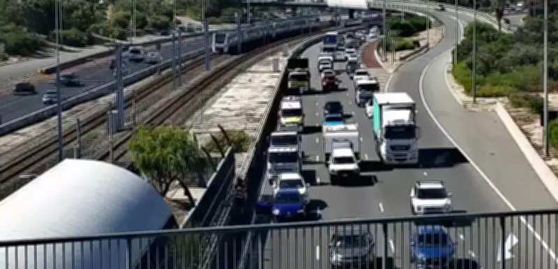 Kwinana Freeway Crash Causes Major Peak-Hour Delays for Perth Motorists