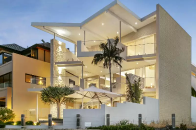 Marina-Front Masterpiece in Mindarie Offers Unparalleled Coastal Luxury Living