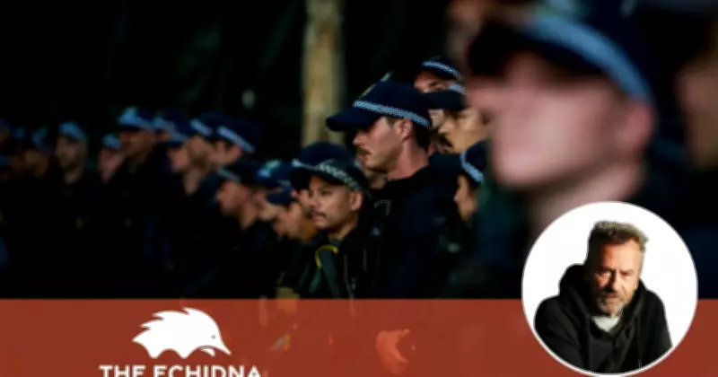 Minns enfrenta críticas tras comparación fallida con política estadounidense