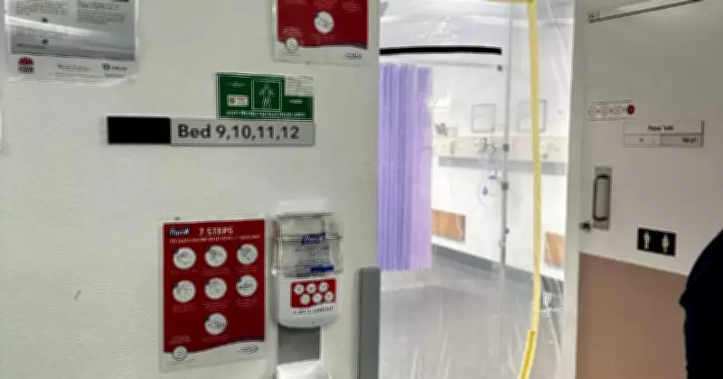 Mould Crisis Forces ICU Shutdown at Calvary Mater Newcastle Hospital