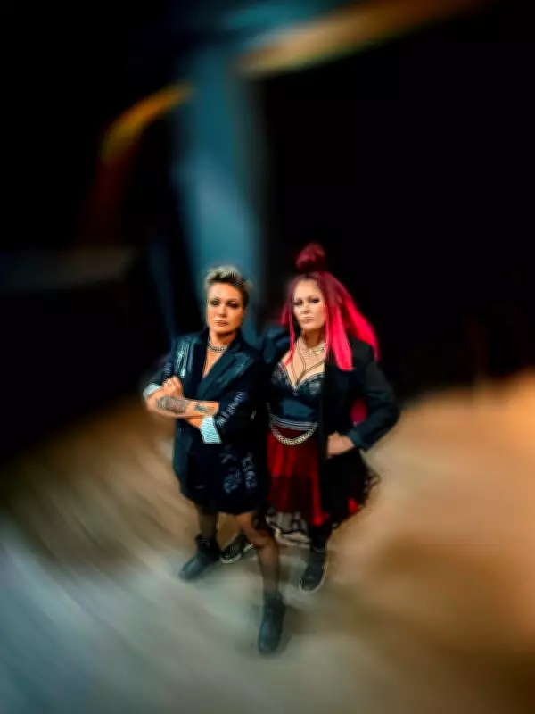 Musicians Lead Sustainable Tour with Eco-Friendly Travel and Venues