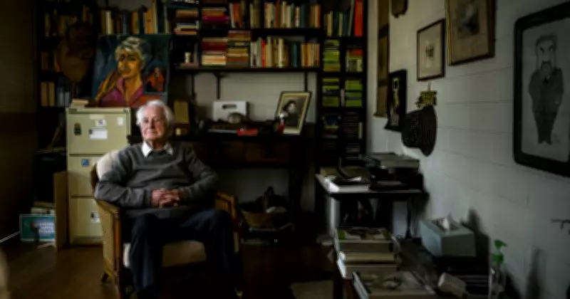 Neil Davey: Otec australského přechodu na desetinnou měnu