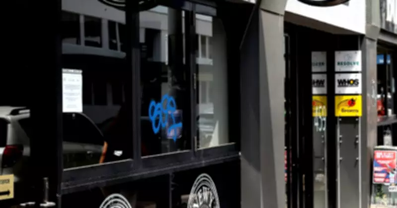 Newy Burger Co Eviction Amid Superannuation Scandal Investigation