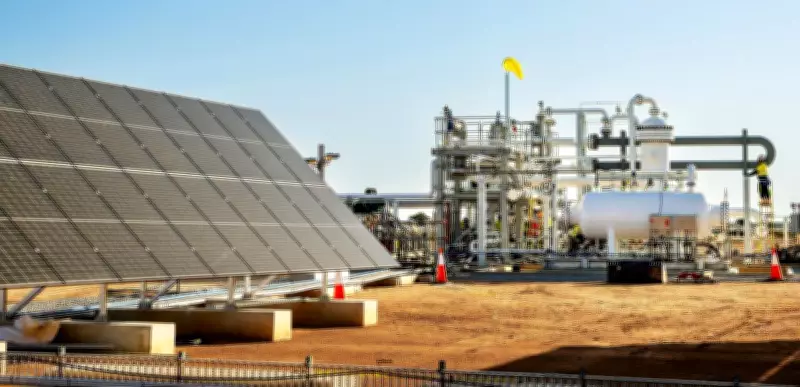 Strike Energy Shares Plunge as Auditors Issue Cash Flow Warning