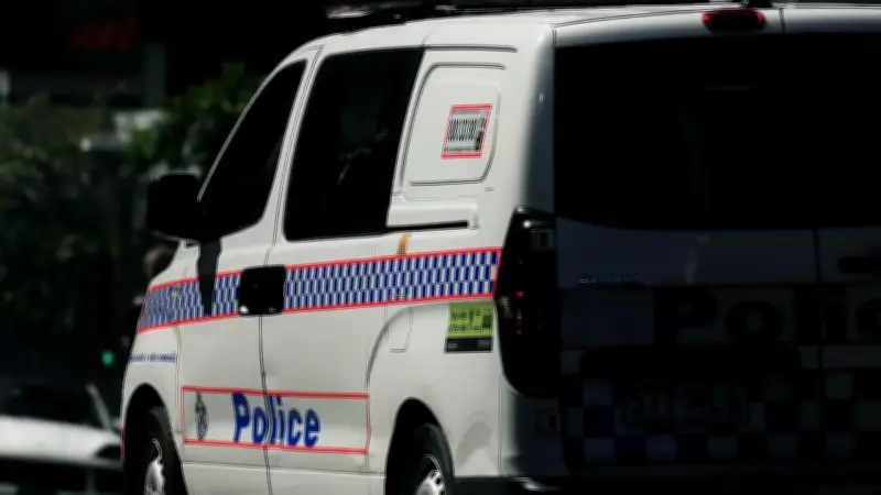 Townsville Police Hunt Man Who Hit Tow Truck While Fleeing in Stolen Hilux
