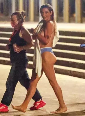 Kesha Takes Midnight Bondi Beach Swim After Sydney Festival Headline