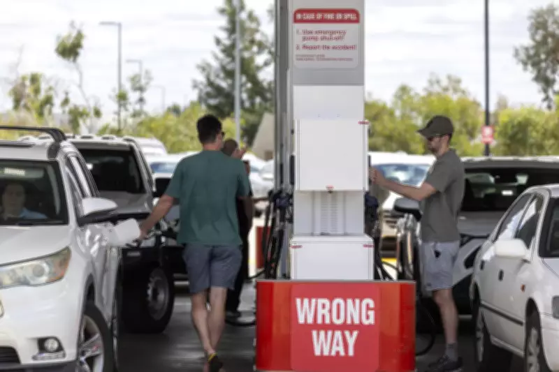 Australian Retailers Face Earnings Risk as Fuel and Interest Rates Squeeze Consumers