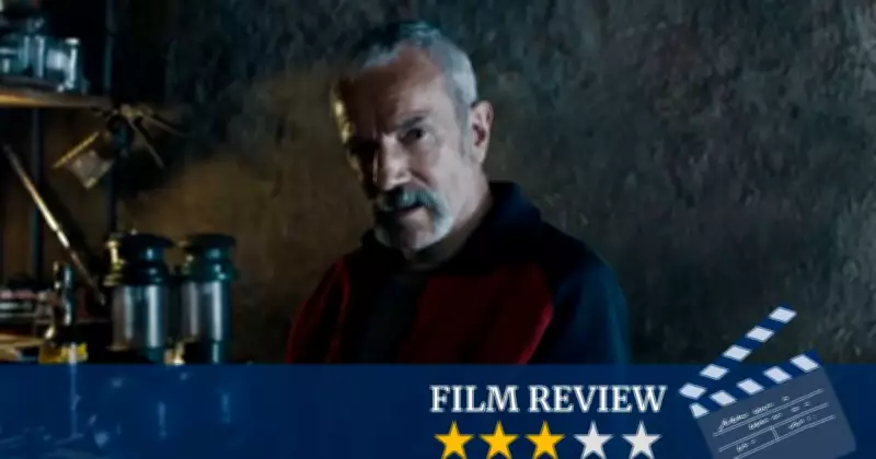 Daniel Day-Lewis Stars in Ronan's Film About Estranged Brothers