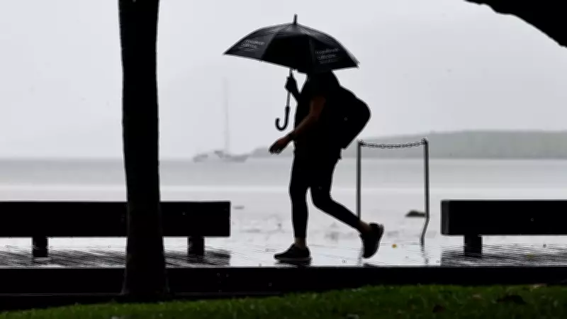 Extreme Humidity Hits Weipa as Weak 29U System Creates Lopsided Weather